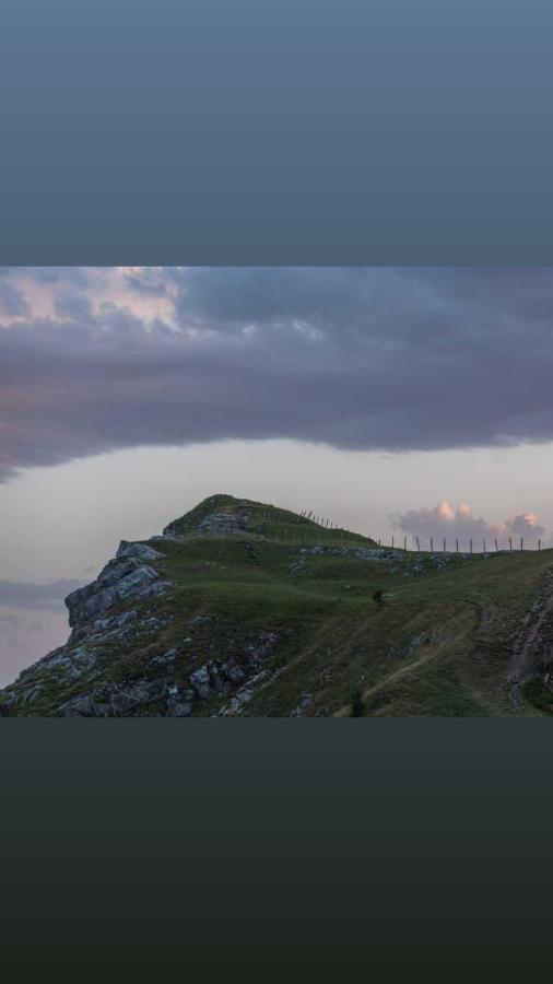 Guesthouse Letnja Basta Gornji Lukomir Exteriör bild