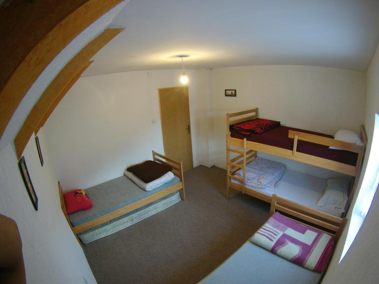 Guesthouse Letnja Basta Gornji Lukomir Exteriör bild